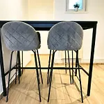 Comfortable Apartman *