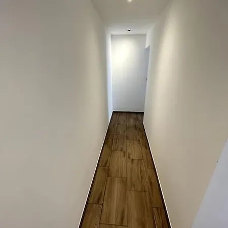 Comfortable Apartment *